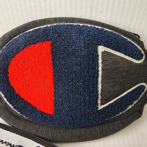 Champion Fanny Pack Gray with Red and Blue Carpeted Logo Unisex - Picture 2 of 12